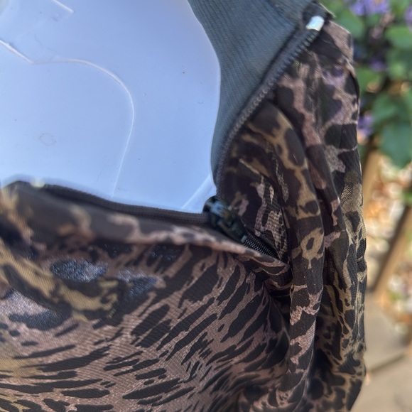 Animal, print wrap skirt size 12 shades of black, brown, and tan - Picture 4 of 4